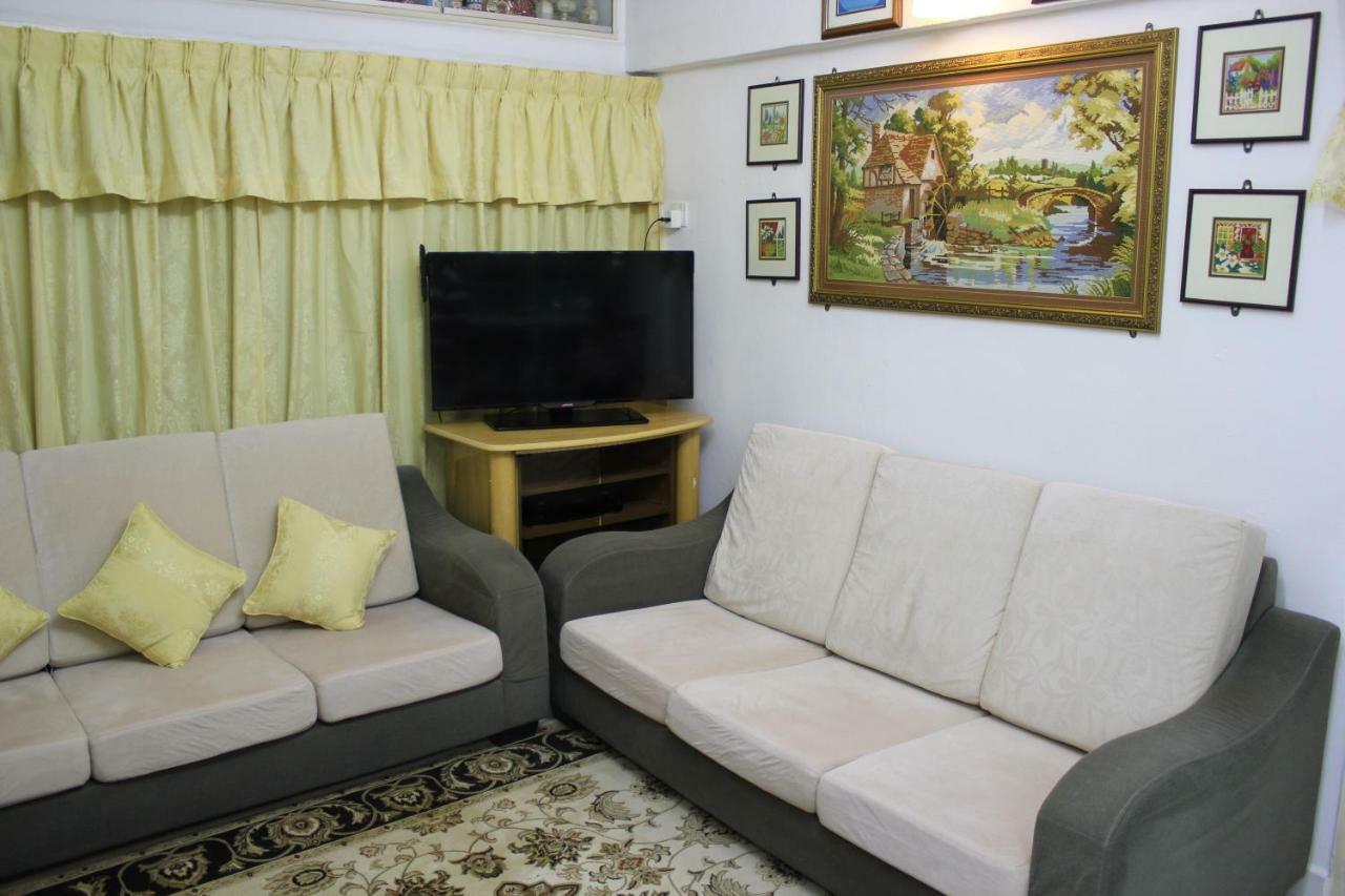 Macallum Budget Muslim Apartment